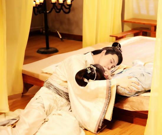 爆笑！《双世宠妃2》流觞身份曝光，古代八王爷吃醋，曲小檀傻了
