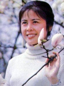 ​1980年代女影星杨海莲，罕见剧照老照片，因电影《海霞》而出名