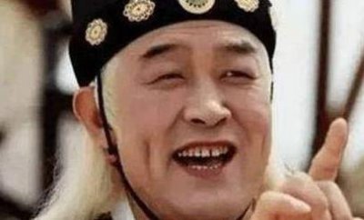 ​你知道古代的太监们，被阉之后是怎么上厕所的吗？