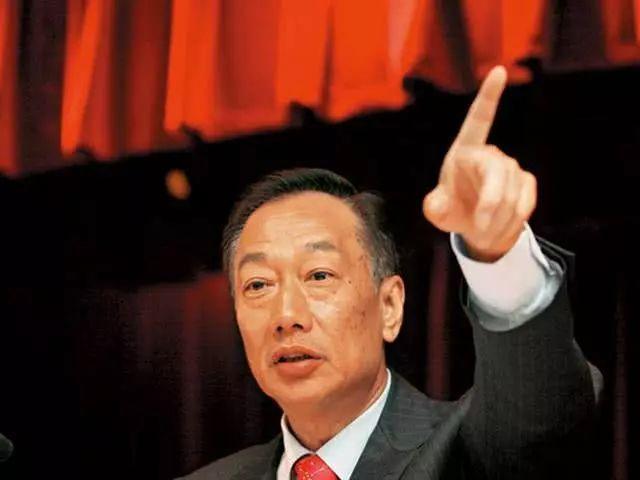 郭台铭不为人知的背景，岳父财富不输李嘉诚，小舅子是潮商领袖