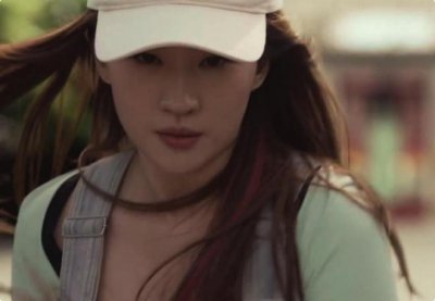 ​《玫瑰的故事》的大妈：年轻不输刘亦菲，曾是挂历女神