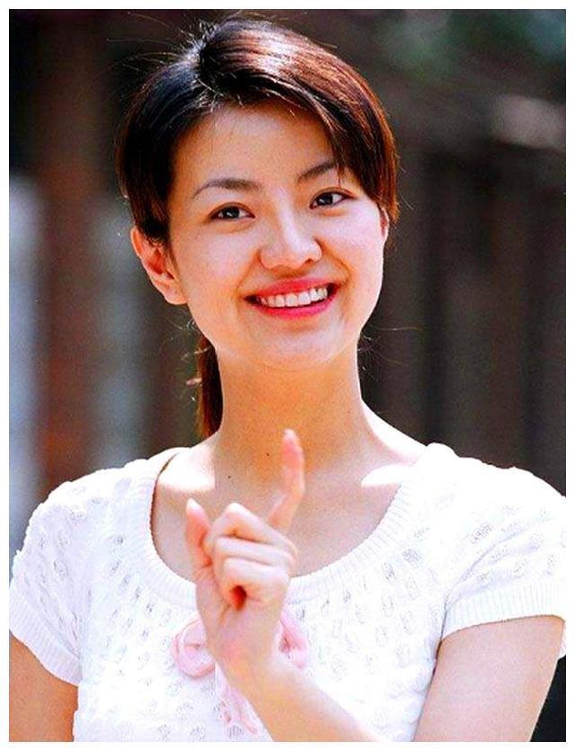 撒贝宁前女友都过得怎么样？章子怡遇汪峰，她傍大款39岁仍单身
