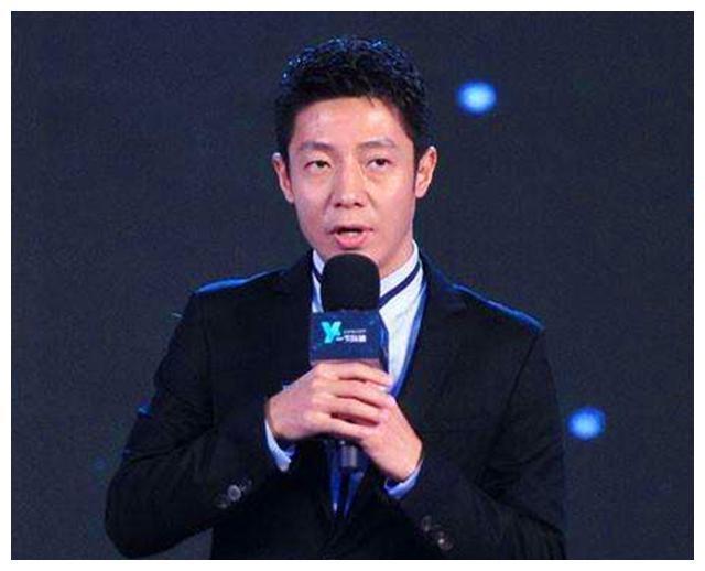 撒贝宁前女友都过得怎么样？章子怡遇汪峰，她傍大款39岁仍单身