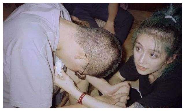 张绍刚的妻子，李诞的妻子，没有对比就没伤害，网友：差距太大！