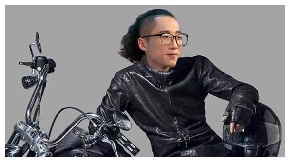 张绍刚的妻子，李诞的妻子，没有对比就没伤害，网友：差距太大！