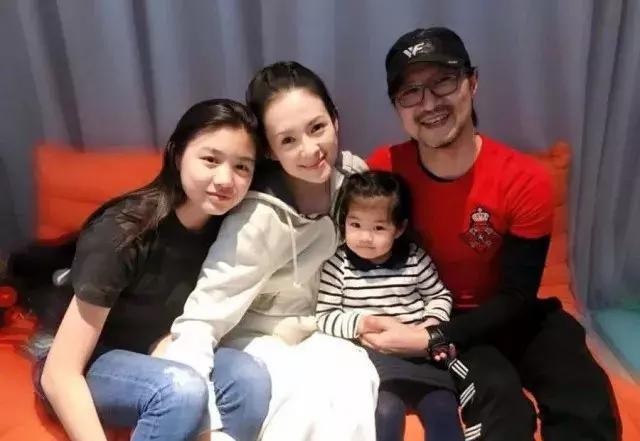 章子怡在美低调产子,生产照首曝光，坦言当妈妈是自己最美的样子!