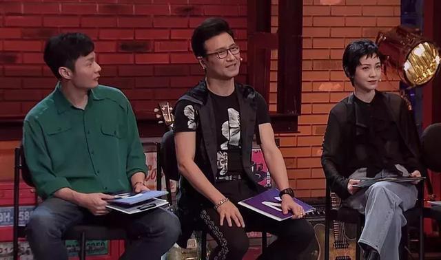 章子怡在美低调产子,生产照首曝光，坦言当妈妈是自己最美的样子!