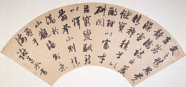 张大千最擅长扇面书法，字如神龙升腾，下面的扇面书法胜过张大千