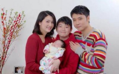 ​张丹峰真的喜欢洪欣吗 相差十岁婚姻幸福