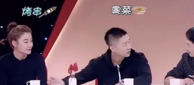 曹云金人设崩塌？一分钟带你走进曹云金和唐菀婚姻历程，太渣了