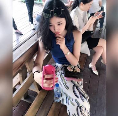 遇害空姐李明珠微博曝光，生前大量照片流出，颜值堪比一线明星！