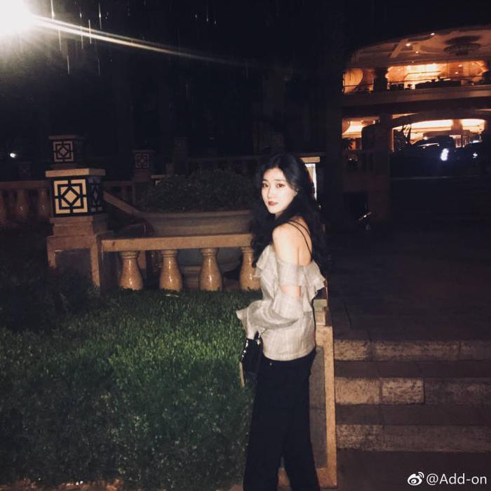 遇害空姐李明珠微博曝光，生前大量照片流出，颜值堪比一线明星！