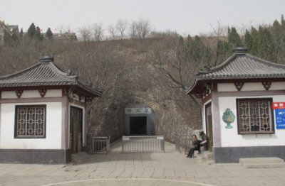 ​刘备先祖刘胜墓地，一座奢华的地下宫殿