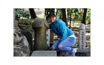 ​老公爱和异性聊天，经常给女主播刷钱，我该怎么办？
