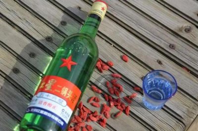 ​二锅头为什么不一样呢？二锅头 为什么便宜