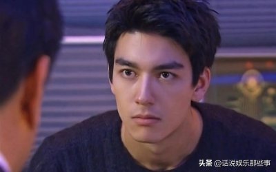 ​黄金单身汉丹尼斯吴，风采依旧，高颜值深受观众喜爱