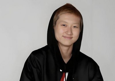 ​同是私生女，小龙女和侯佩岑为何成了两个极端！