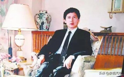 ​中国第一辆劳斯莱斯的拥有者李春平，原来是软饭之王