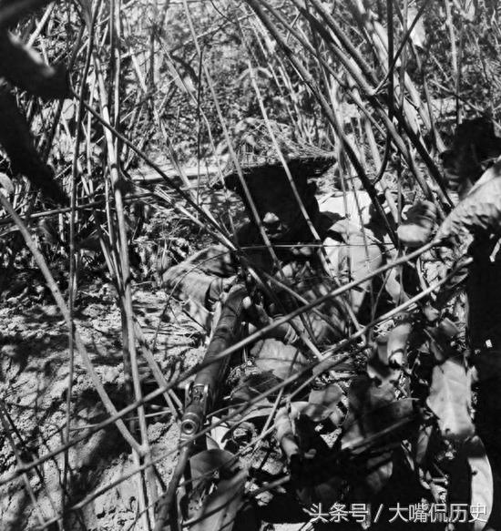 18张二战东南亚缅甸战场老照片，第3张鬼子兵死了一片