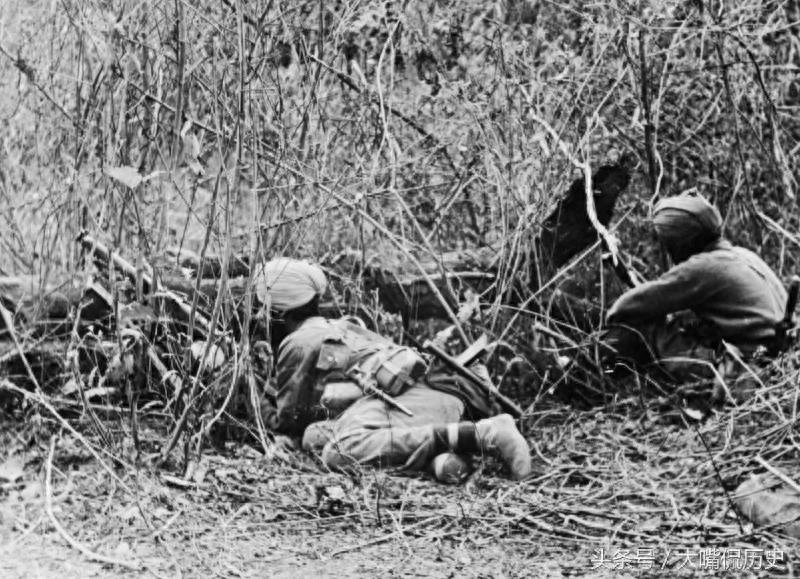 18张二战东南亚缅甸战场老照片，第3张鬼子兵死了一片