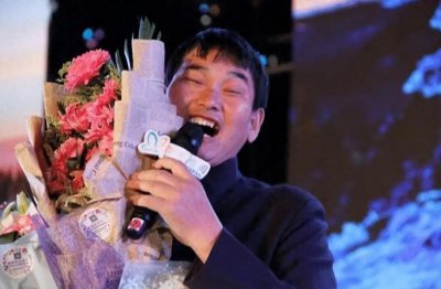 ​从农民到明星用了四十余年，从明星到身败名裂，朱之文只花了7天