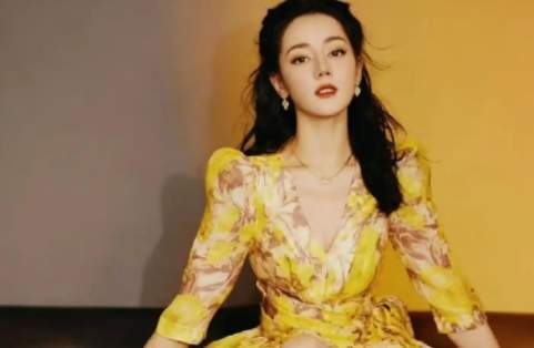 迪丽热巴新作《有港来信》讲的什么，男主是谁？演员表介绍