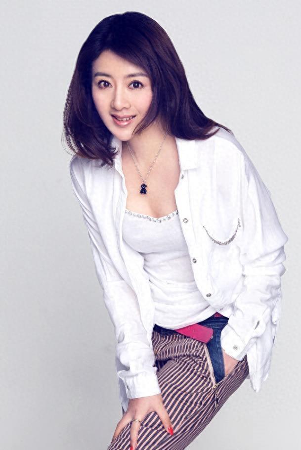 《上错花轿嫁对郎》中的扬州第一美女杜冰雁，有没有被她惊艳到？