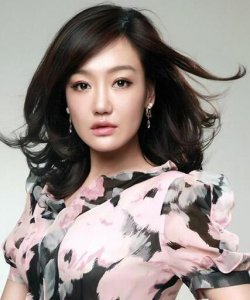 ​薛佳凝主演的电视剧有哪些？成名作是什么？