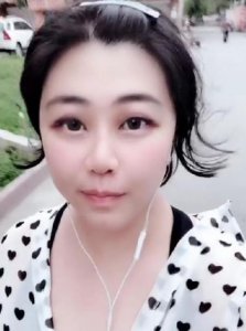 ​乔碧萝上了直播黑名单，意外暴露真名，网友：终于知道榜一是谁了
