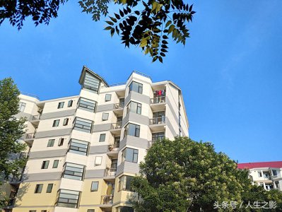 ​镜头下清华大学“学霸”住的宿舍，不愧是中国顶尖学府！