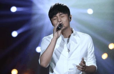 ​中国大陆五位顶尖男性音乐人，张杰第四，许嵩第二，第一实至名归