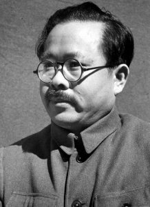 ​陈琮英:任弼时之妻，2003年因病去世，享年102岁