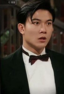 ​61岁钱小豪最新生活现状：健康疑虑与婚姻真相揭秘