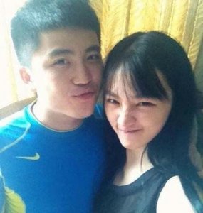 ​黄灿灿男友罕见露脸被赞可爱像仓鼠，网友：要把食物嚼碎了喂你吗