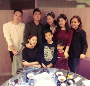 ​李荣浩回应杨丞琳，还以为你喜欢潘玮柏，粉丝“咋不单身一辈子”