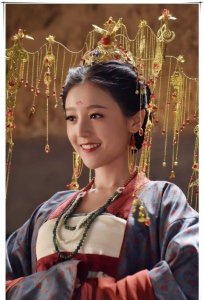 ​“最美孟婆”三七惊艳众人，何花新剧造型却惊到网友，差距太大
