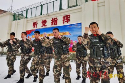 ​够劲儿！一组风雪练兵图带你感受武警官兵的血性胆气