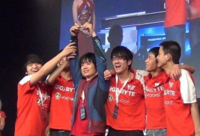 ​LOL：放下爱恨情仇，Clearlove7的前世今生