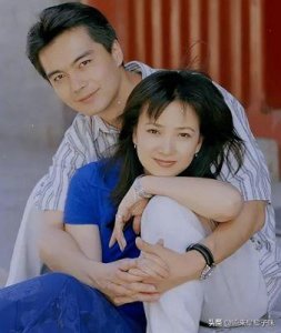​许亚军情感历程揭秘，他曾经历过几次婚姻？
