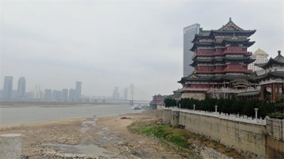 ​一日游南昌必玩的三处景点，滕王阁，八一起义纪念馆和广场