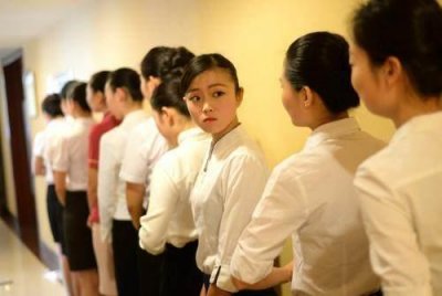 ​面试官：“主”字加一笔，变成什么字？研究生巧妙回答